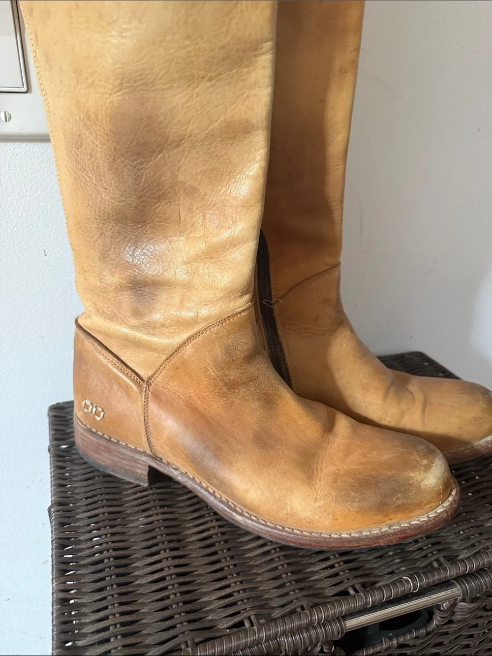 Bed Stu Women's knee high Leather Boots in Tan